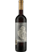 Hafner Neusiedlersee DAC Reserve Duck 2020 Rotwein in einem Weinglas, dunkle rubinrote Farbe, elegant und aromatisch