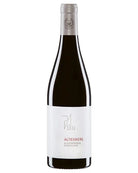 Blaufränkisch Rotwein Paul Achs Ried Golser Altenberg 2016 in einer Weinflasche auf einem Weinglas